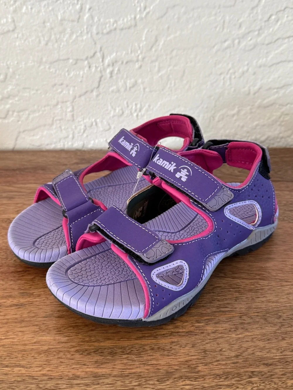 Kamik triple strap